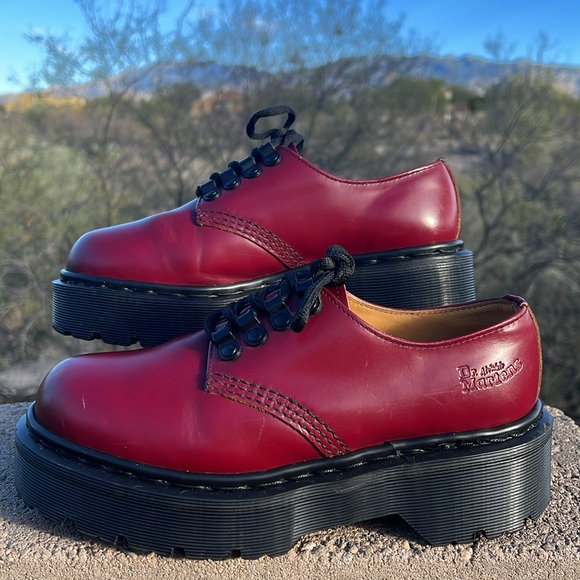 🏴󠁧󠁢󠁥󠁮󠁧󠁿 Vintage MIE Dr. Martens Red Tunnel Eye Platform Oxfords UK 4 - Picture 5 of 17